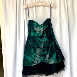 NWT Vera Wang Dress | size 8